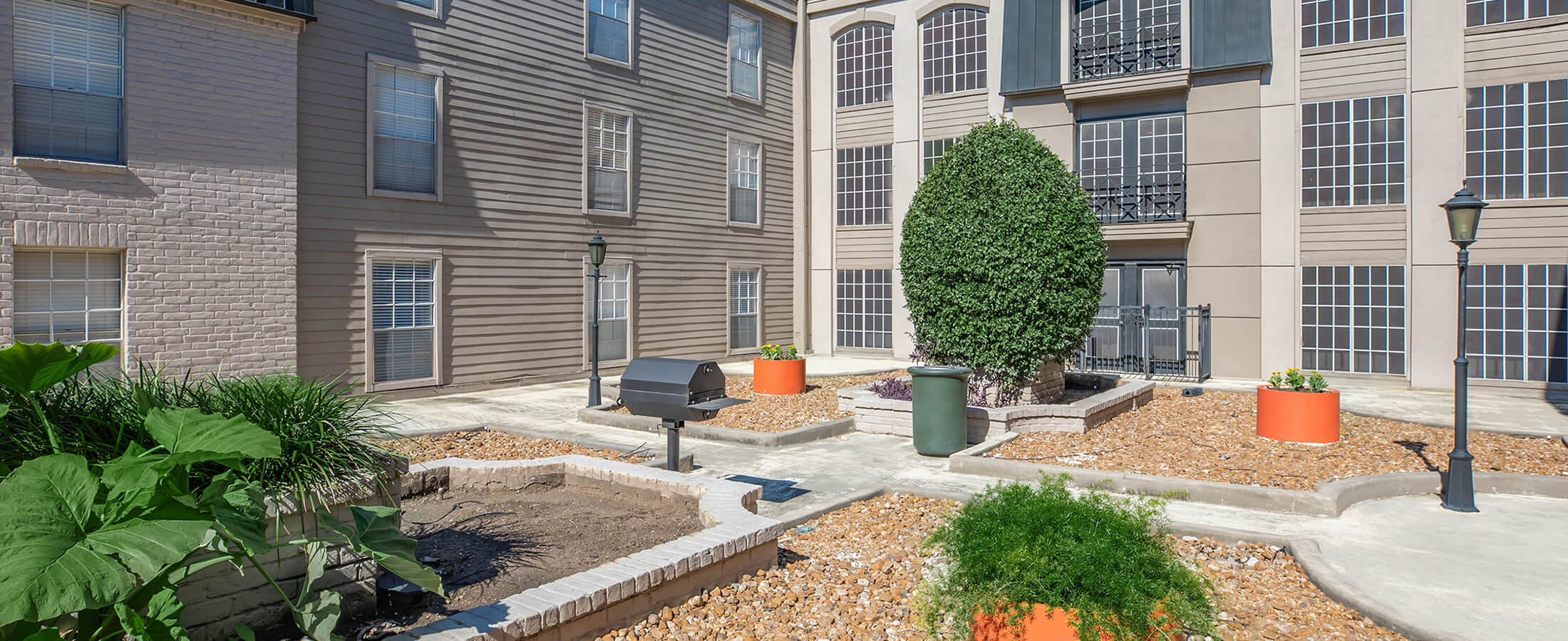 Avalon Square Apartments in Houston, TX